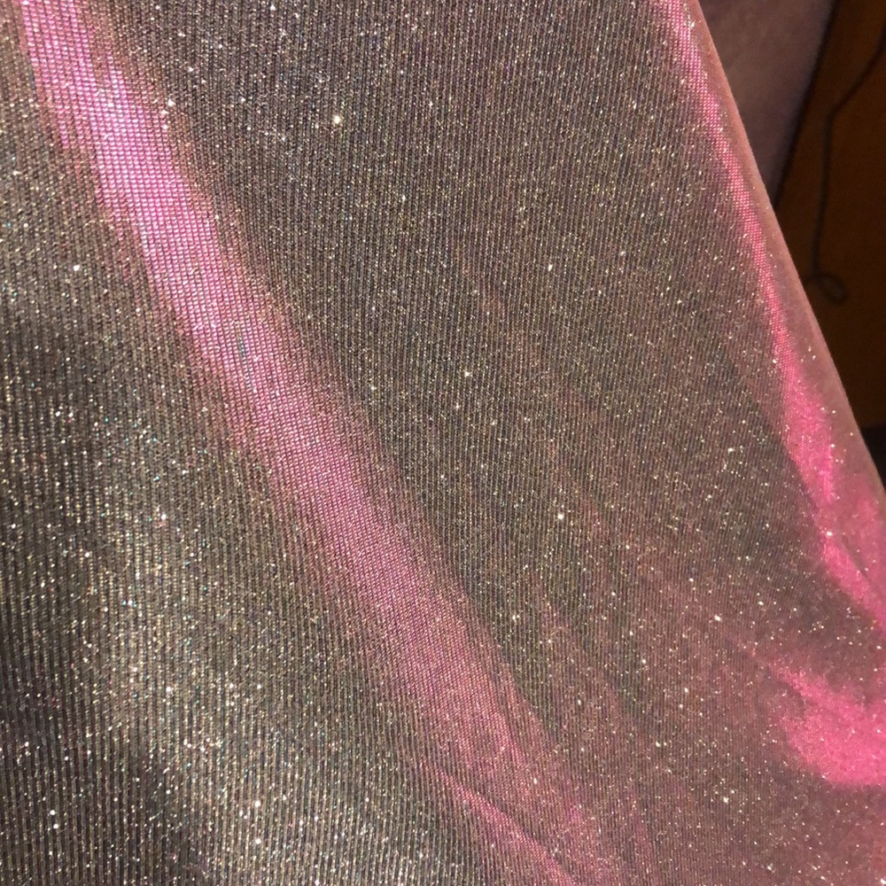 *Never worn* Prom Dress!đź‘— - Picture 6 of 9